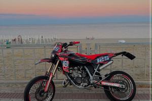 Moto Husqvarna 125 2 tempi TARGATA