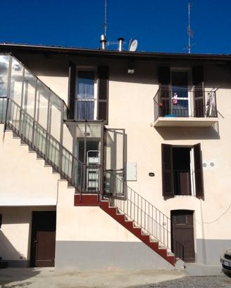 Bilocale arredato con posto auto
