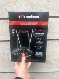 Antenna per interni amplificata