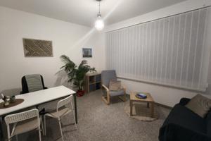 Stanza in studio condiviso per psicologo