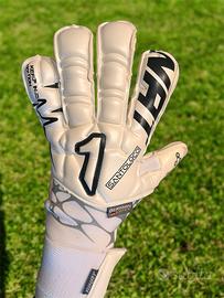 Guanti da portiere Rinat, taglia 9.