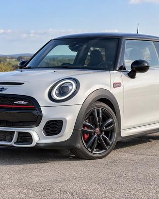 Cerchi originali MINI COOPER  JCW F56 17” gomme