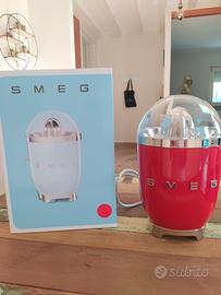 Spremiagrumi Smeg