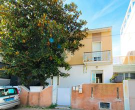 CASA SEMINDIPENDENTE A PORTO SANT'ELPIDIO