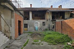 CASA INDIPENDENTE A MONTANARO