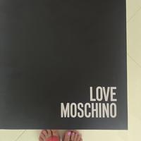 Sandali Moschino mai indossati