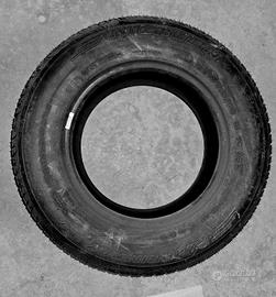 2 X  Michelin 215/65/15 96H