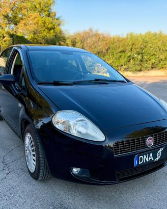 Fiat Grande Punto 1.4 Benzina Metano Neopatentati 
