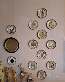 Collezioni piatti con disegni in oro