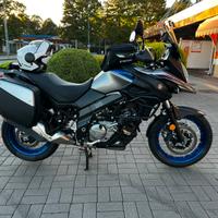 Moto ,  Suzuki V-STROM 650 XT my 21