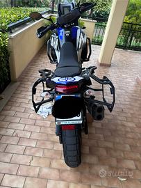 Porta valige tenere 700