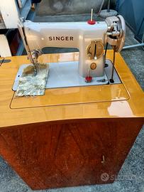 macchina da cucire Singer funzionante 