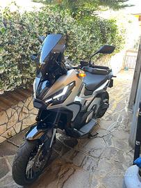 Xadv 750