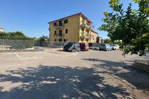 3 LOCALI A PONTECAGNANO FAIANO