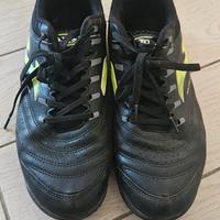 scarpe da calcio e calcetto singole o in blocco 