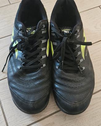 scarpe da calcio e calcetto singole o in blocco 