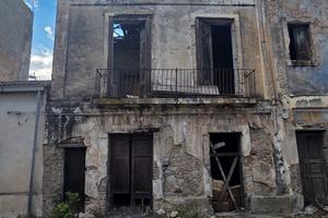 Rudere Via Nazionale Archi (RC)