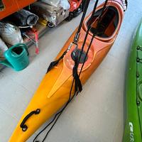 Kayak stabile con gavone