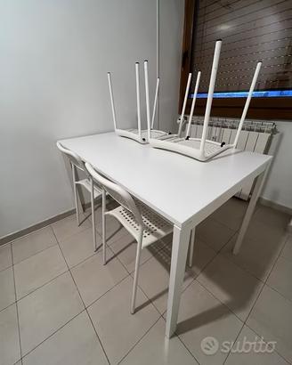 Tavolo Ikea con 4 sedie