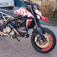 Ducati hypermotard rave