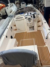MANO MARINE 21.50 WA YAMAHA 200