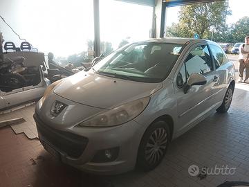 Peugeot 207 2013 1.4 GPL 2033 motore revisionato 
