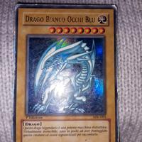 drago bianco occhi blu mik-1001