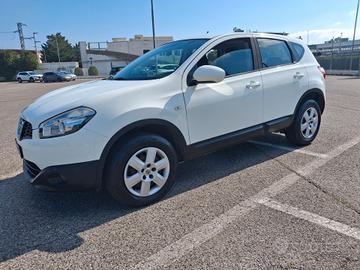 Nissan Qashqai 1.5 dCi Tekna-DIESEL-