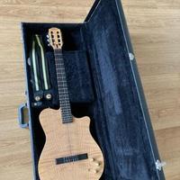 Carvin NS1 midi nylon string con custodia