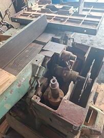 Pialla professionale, Troncatrice..