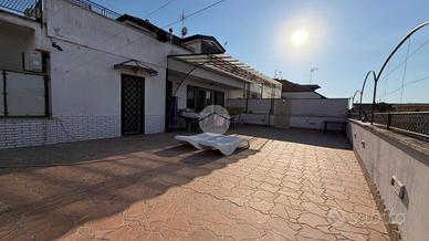 3 LOCALI A MARANO DI NAPOLI