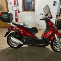 Piaggio Beverly 250