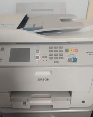Stampante a colori e bianco e nero EPSON