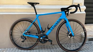 Canyon Ultimate CF SL 8 Disc Di2 - taglia M