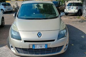Renault Scenic 1.5 TD 5+2