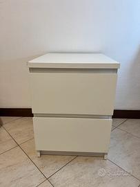 Comodino bianco