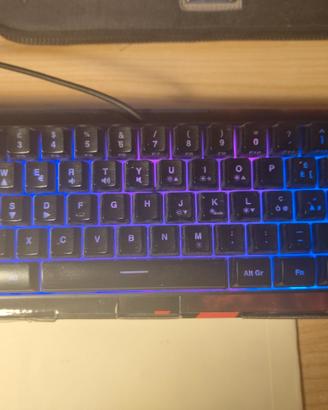 tastiera RGB surefire kingpin 