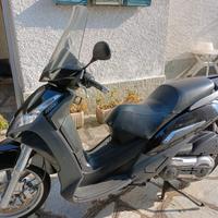 Peugeot Geopolis 400 - 2010
