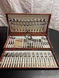 Set posate placcate in oro