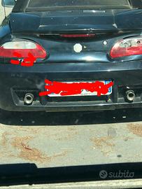 auto mg,leggermente  incidentata .