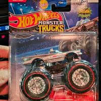 Hot wheels Monster truck Batmobile TH