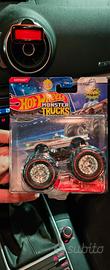 Hot wheels Monster truck Batmobile TH