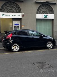Ford fiesta 1.2 60cv Benzina 2011 5p. Manuale