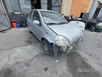 Ricambi Toyota Yaris 1.4 D-4D 75cv del 2004