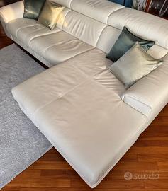 Divano in pelle vera