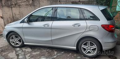 Mercedes B 180 executive del 2014, km 85.500 reali