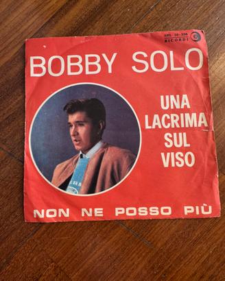45 giri Una lacrima sul viso Bobby Solo