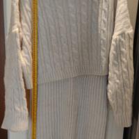 Vestito simil lana/poliestere adatto per premaman