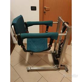 Sollevatore elettrico per disabili e anziani
