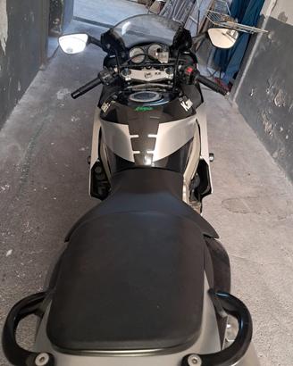 Zx6r 600